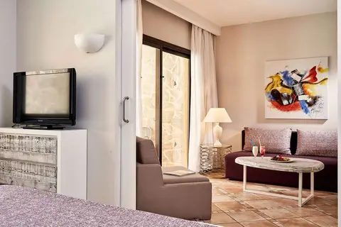TUI BLUE Atlantica Aeneas Resort in Αγία Νάπα — foto 15