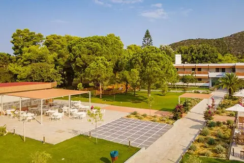 Hotel Kalogria Beach in Κάτω Αχαΐα — foto 16