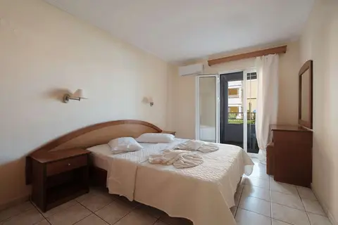 Paradise Hotel Sidari in Σιδάρι — foto 12