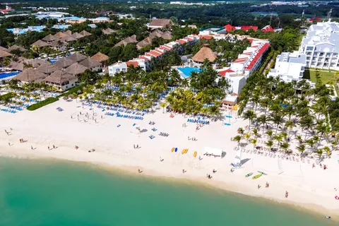 Viva Azteca by Wyndham in Playa del Carmen — foto 3