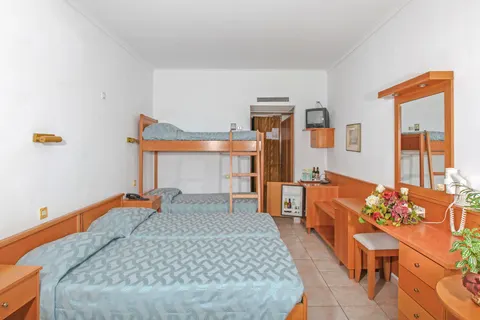 Continental Palace in Ηρακλής — foto 7