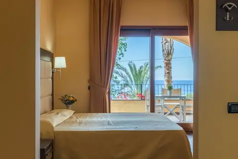 UNICO Resort Cannamele Escape Tropea in Rome, foto 27