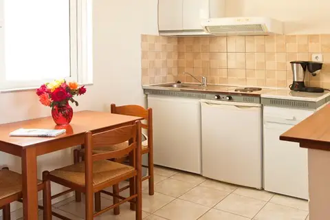 Aparthotel Corali in Ζηπάρι — foto 2
