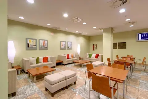 Ramada by Wyndham Valencia Almussafes in Almussafes — foto 7