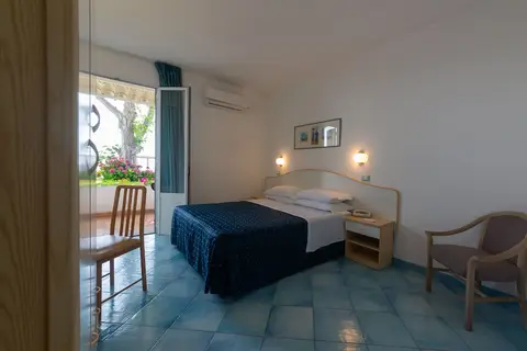 Hotel Villa Ireos in Ischia, foto 25