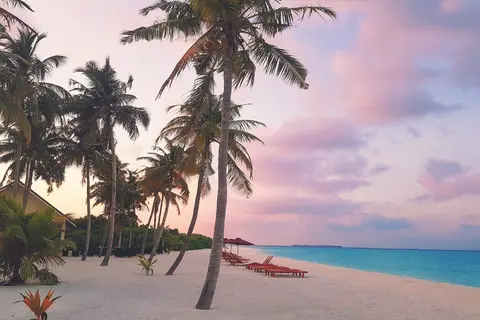 Hondaafushi Island Resort in Dhaalu Atoll — foto 8