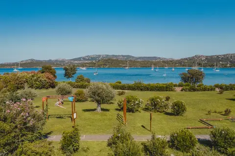Resort Cala di Falco in Cannigione — foto 3