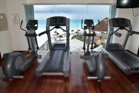Sunset Royal Beach Resort in Cancùn — foto 28
