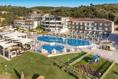 Blue Dream Palace Luxury Beach Resort in Λιμενάρια — foto 5