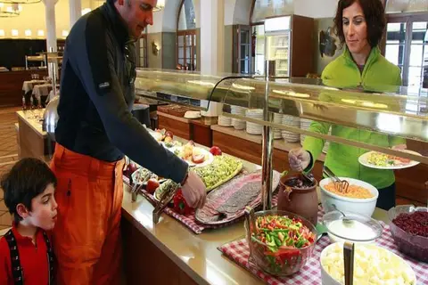 Hotel & Apartaments Vall de Núria in Queralbs — foto 26