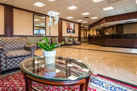 Best Western Plus Chicago Hillside in Franklin Park — foto 3