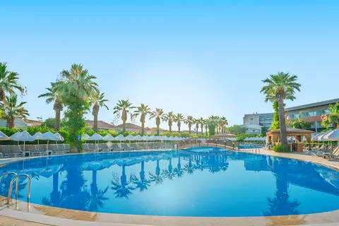 Palm Wings Kusadasi Beach Resort&Spa in Kuşadası