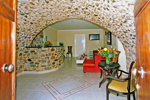 PIERIDES Suites & Studios foto 9