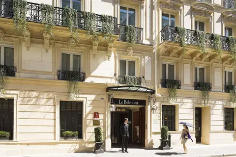 Hotel Le Belmont in Parijs
