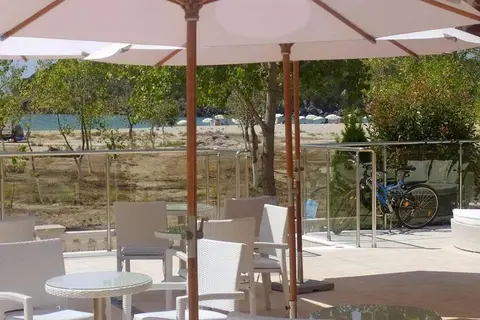 Ammos Bay Hotel in Αμμουδιά — foto 6