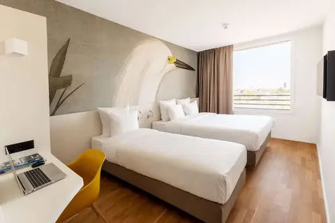 B&B Hotel Basel in Bazel, foto 2