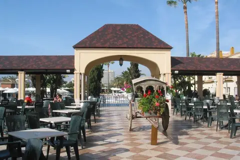 Hotel Occidental Torremolinos Playa in Torremolinos — foto 25