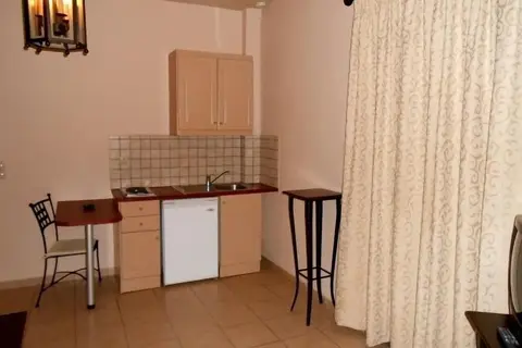 Lambrinos Suites in Platanias (Chania) — foto 19