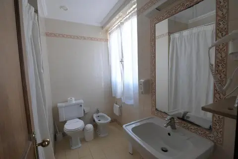 Hotel Irmãs Dominicanas - Fátima by Flagworld Hotels in Ourém, foto 26