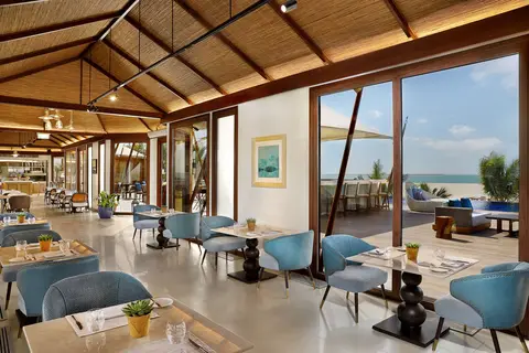 The Ritz-Carlton Ras Al Khaimah, Al Hamra Beach in Al jazeera heritage village — foto 11