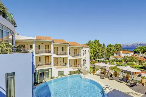 The Pelican Beach Resort and Spa in Terranoa/Olbia
