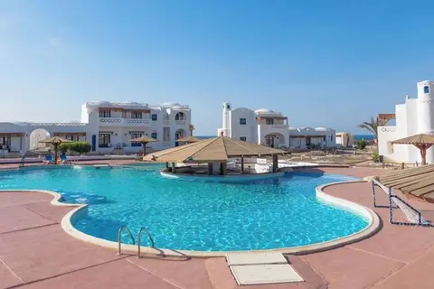 Beach Safari Nubian Village in مرسى علم