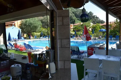 Appartementen Irene in Άγιος Γόρδιος — foto 10