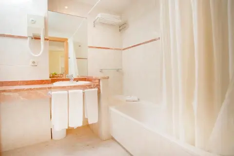 Hotel Tres Anclas in Gandia — foto 10
