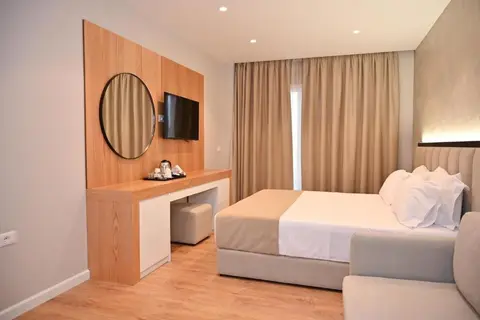 Hotel Zanzi in Durres — foto 8