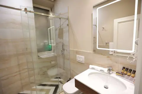 Le Palazzine Hotel in Vlorë — foto 18