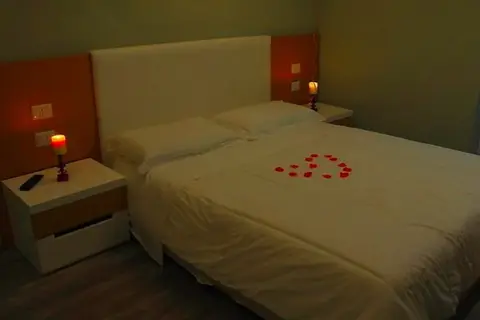 Hotel Bologna in Vlora — foto 8