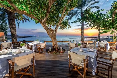 Constantinou Bros Asimina Suites Hotel in Geroskipou — foto 2