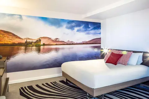 Novotel Edinburgh Centre in Edinburgh — foto 13