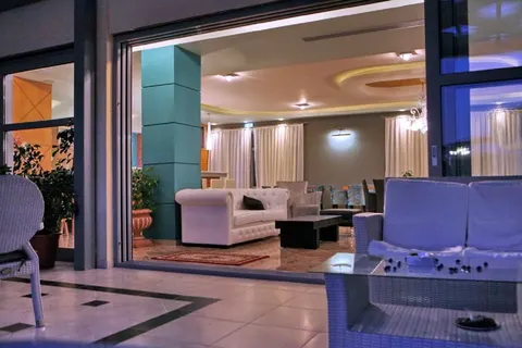 Theofilos Superior Hotel in Petra — foto 24