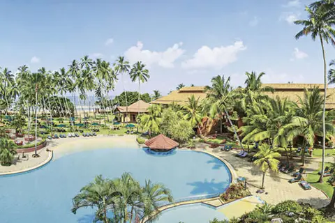 Royal Palms Beach Resort in Waskaduwa