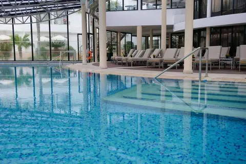 Louis Ledra Beach Hotel in Γεροσκήπου — foto 30
