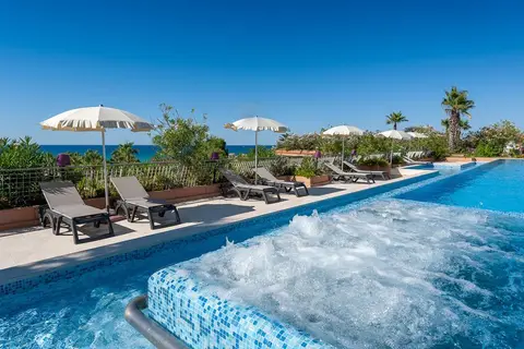 Acacia Resort in Campo Felice Di Roccella — foto 8