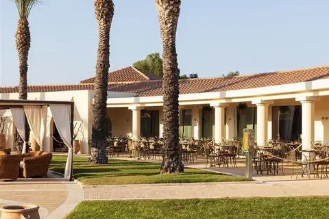 Spiagge San Pietro, a Charming & Relaxing Resort in Castiadas — foto 17