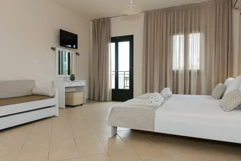 So Nice Hotel in Marathokampos, foto 29