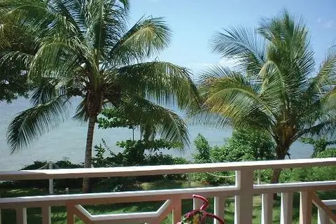 Tropikist Beach in Crown Point — foto 5