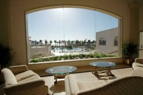 Brayka Bay Resort in Brayka Bay Reef Hotel — foto 13