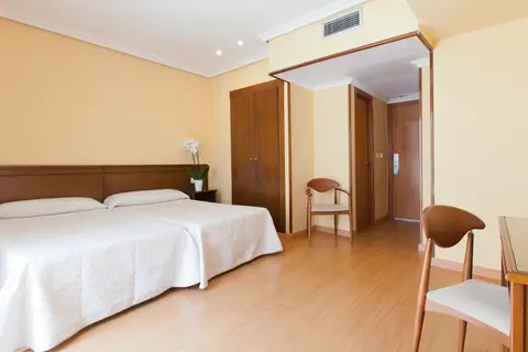 Hotel Carlos I in Benidorm — foto 20