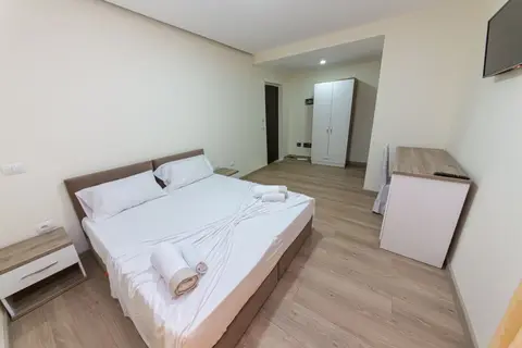 Esal Hotel in Durres — foto 6