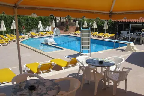 Amazones Villas Apartments in Δημοτική Ενότητα Μαλίων — foto 4