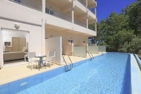 Cavomarina Beach Hotel in Δημοτική Ενότητα Λευκιμμαίων — foto 14