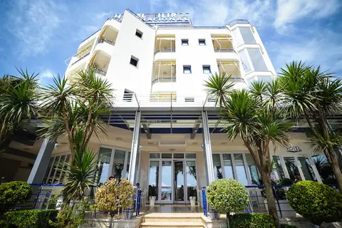 Iliria Internacional Hotel in Durres — foto 11