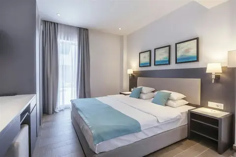 Hotel Eleven in Petrovac na Moru — foto 11