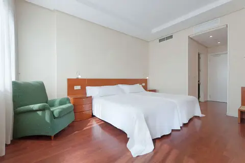 Hotel Madrid Chamartin in Madrid — foto 4