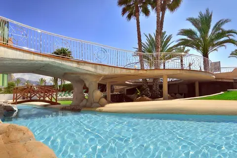 Hotel Kaktus Albir in l'Alfàs del Pi — foto 4