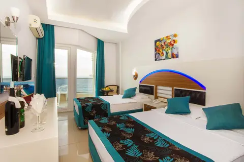 Kleopatra Ada Beach in Alanya — foto 15